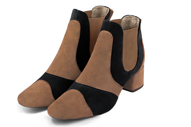 Biscuit beige and matt black women's ankle boots, with elastics. Round toe. Low flare heels. Front view - Florence KOOIJMAN